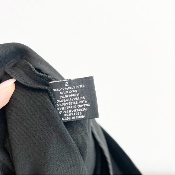 W118 by Walter Baker Women's Bee Faux Leather Mini Skirt Zipper Black 2 NWT - Picture 6 of 6